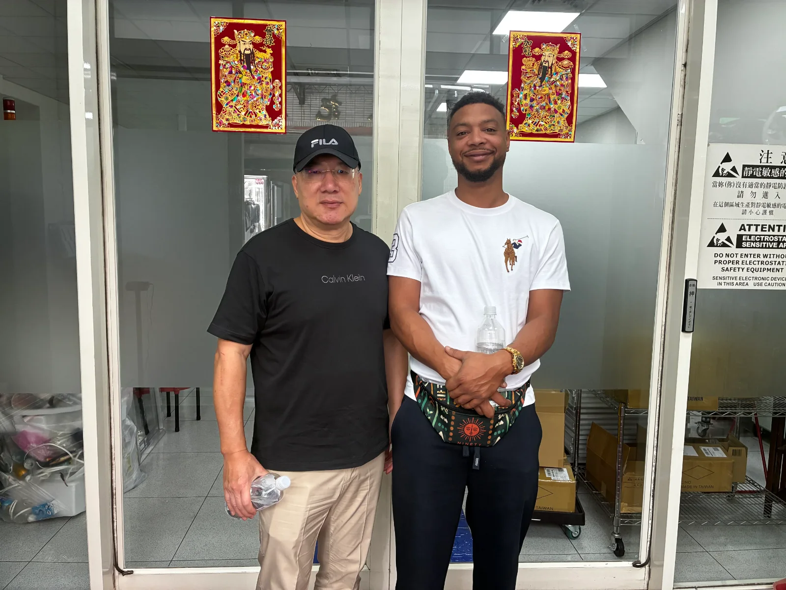 Karl Touré et Albert lors de la sélection du prototype Vibe à Taïwan